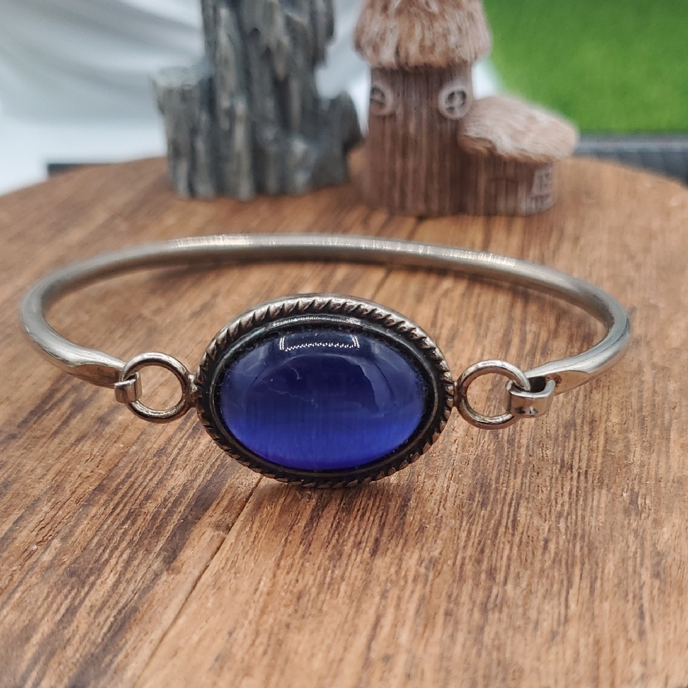 Elegant 925 Silver Blue Oval Bracelet B3333